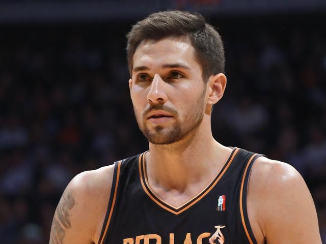 “九游app_ 关键时刻：NBA最难忘的绝杀瞬间”，nba最厉害的绝杀球
