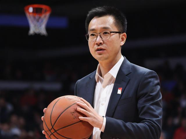 jiuyou.com_ 世界篮坛名家在中国举行篮球大师巡回赛，引领行业新高度，篮球世界大赛冠军