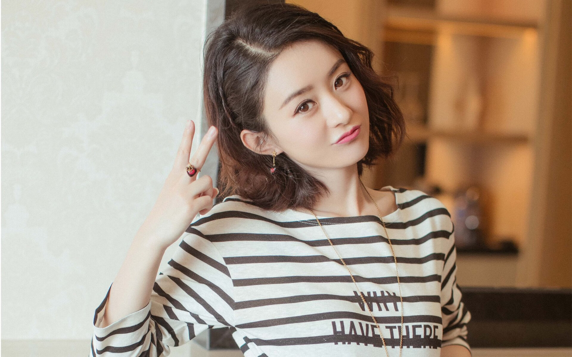 梅西续约迈阿密国际，继续征战美职联，macy's梅西