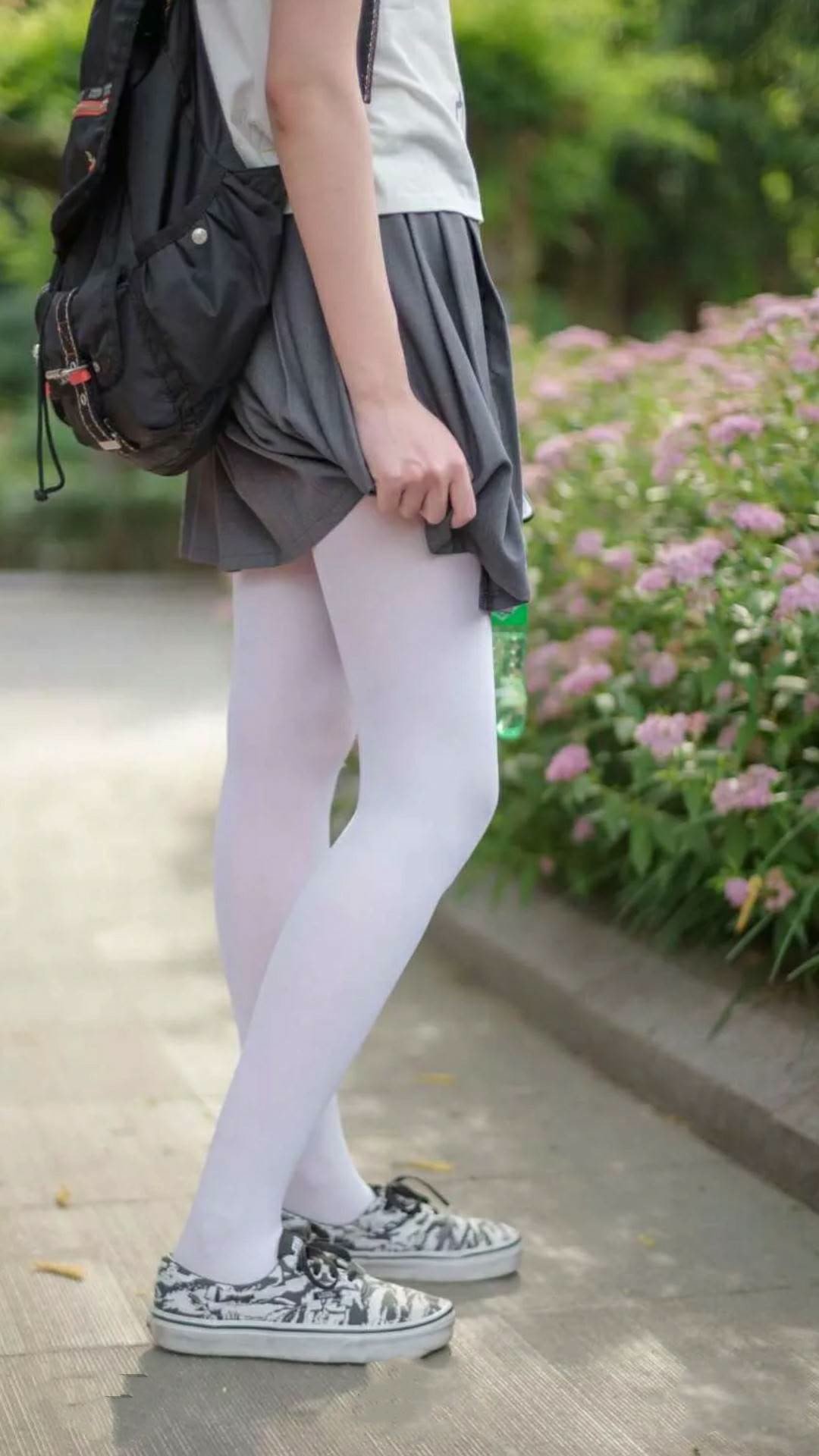 普费夫以坚韧精神征服跳水赛场，俄罗斯普费普费舞会