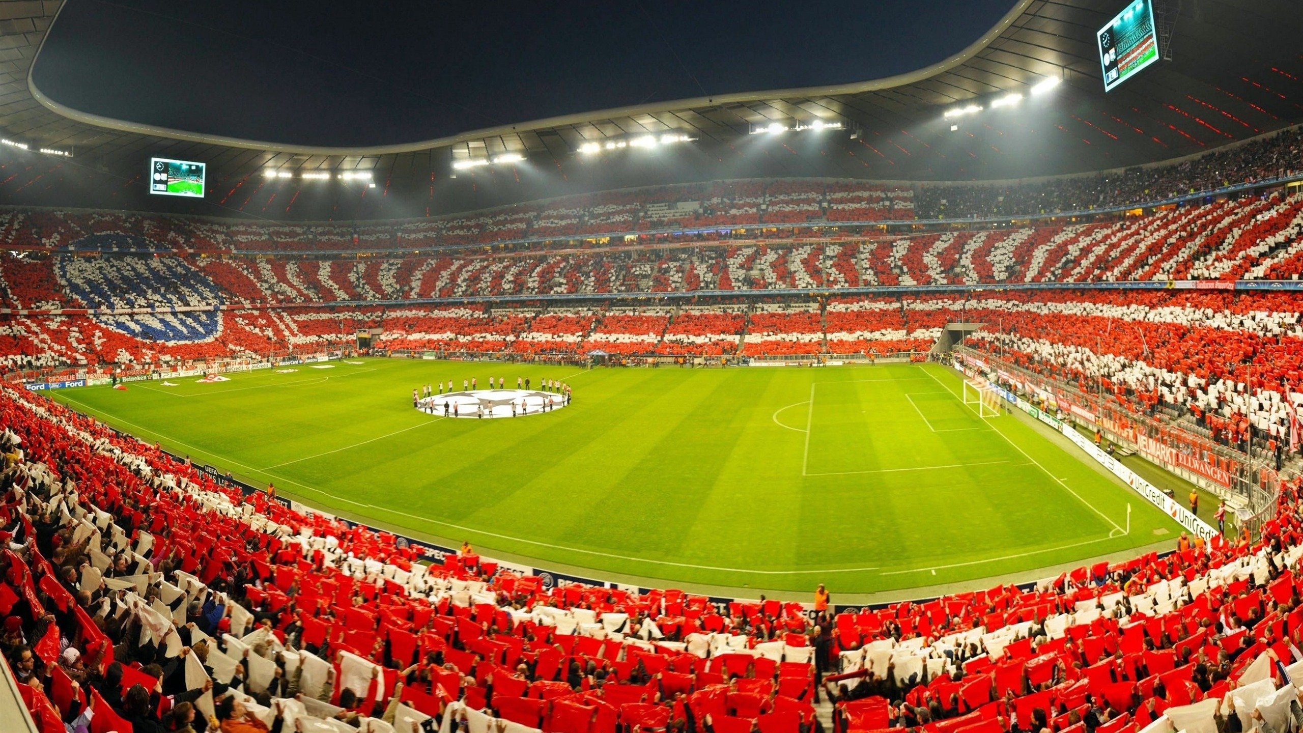 九游中心官网-“英超冠军争夺战持续升温，战局扑朔迷离”，英超 冠军