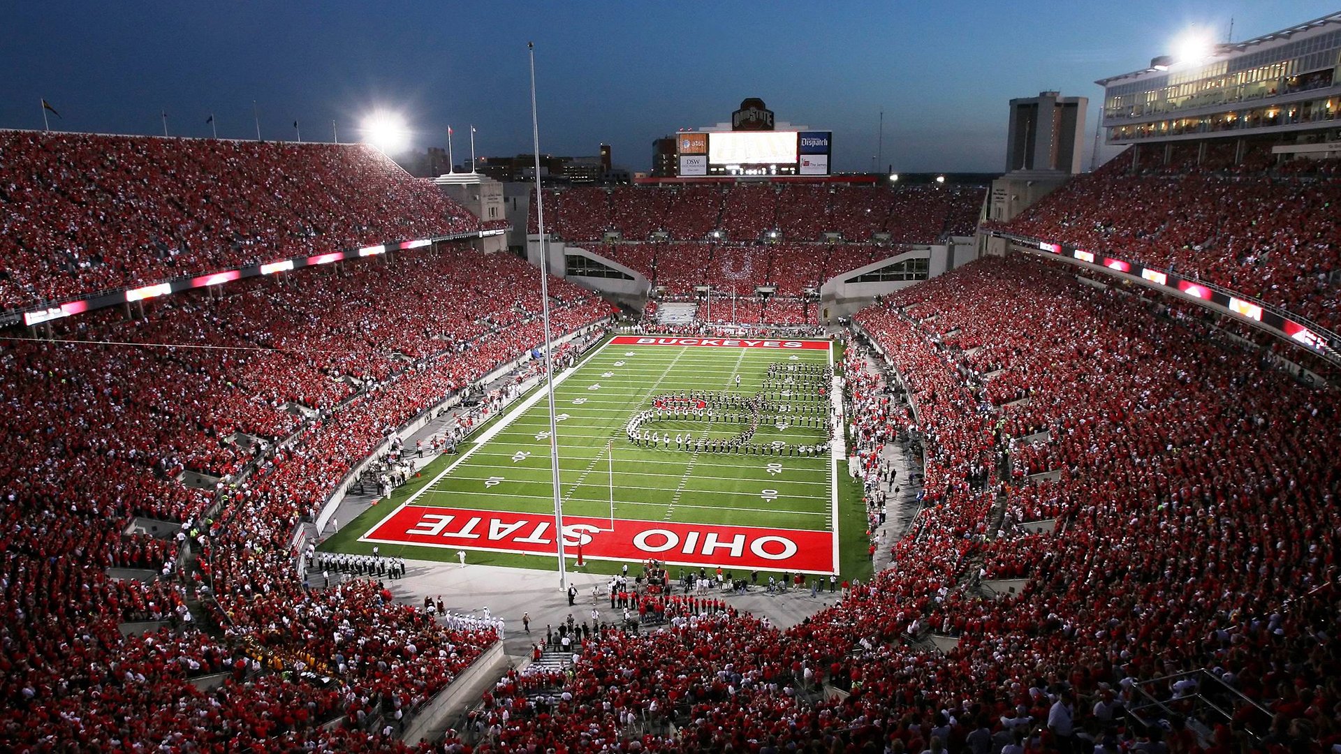 球队战术分析：慢节奏还是快节奏，谁才是制胜法宝？，快节奏进攻和冷静创造进球机会